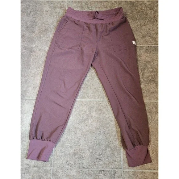 Womens Vuori  Daily Joggers, size Medium, Fig - Picture 2 of 6